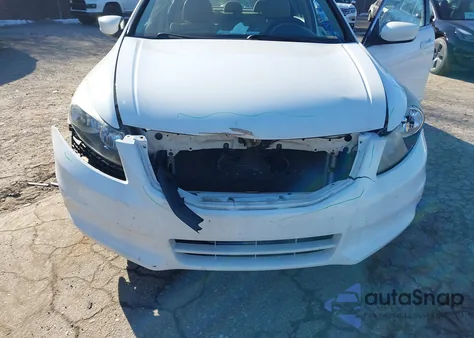 2011 Honda Accord 2.4 Se from USA, damaged, VIN 1HGCP2F65BA125350